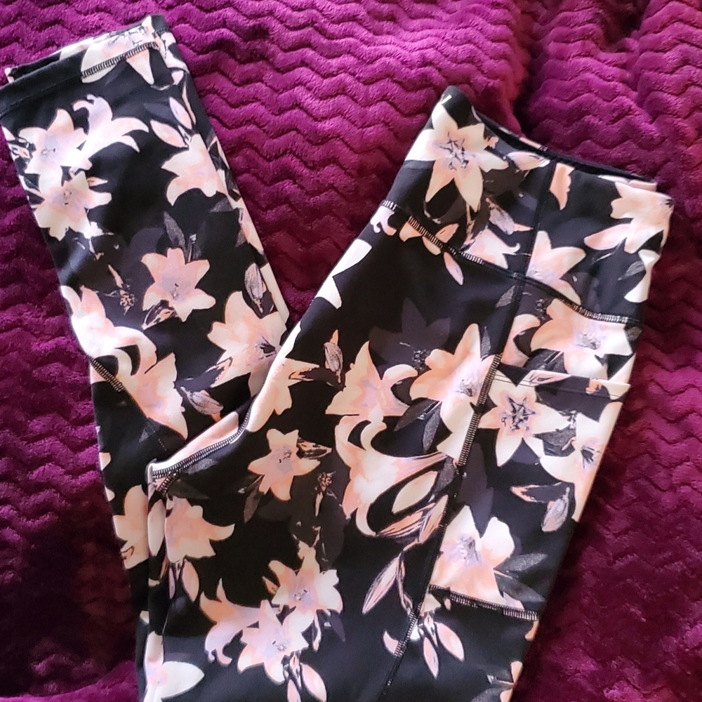 Victoria Secret XL Athletic Bottoms NEW without tags